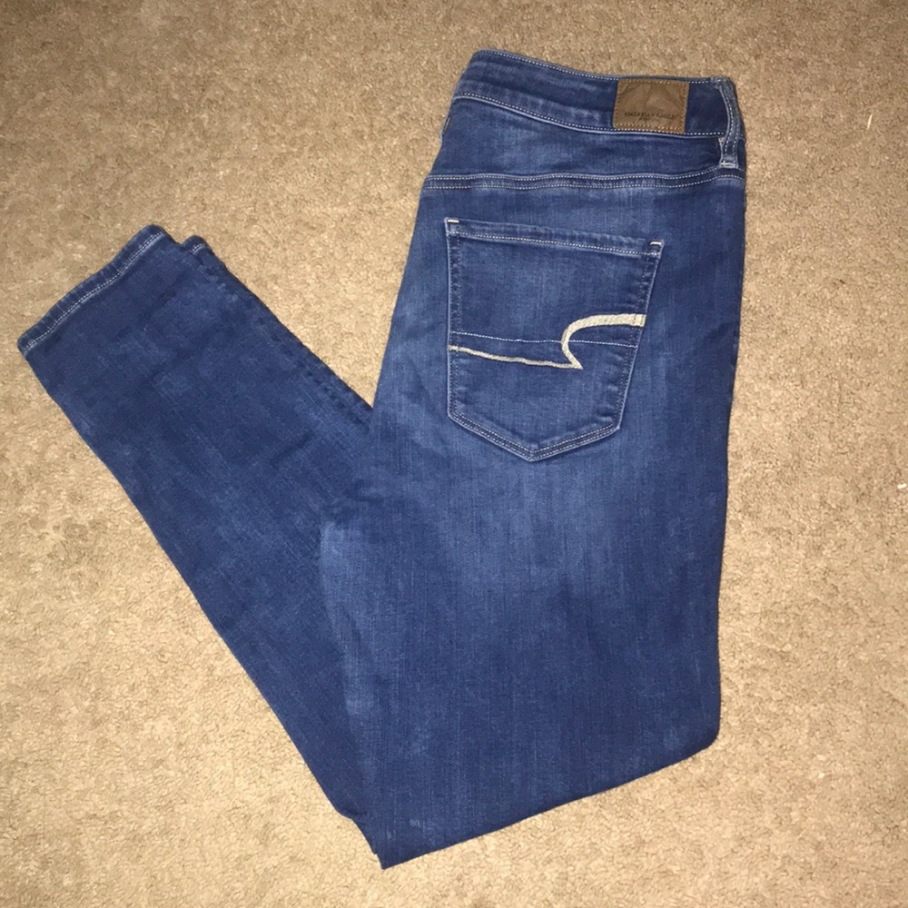 American Eagle: Super Hi-Rise and Stretchy Jegging